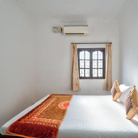 Om Sai Guest House Calangute Exterior photo